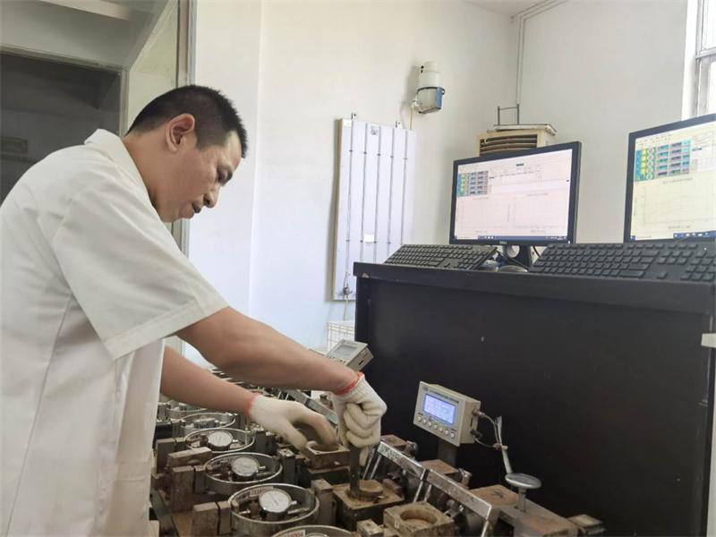 公司同002A：土工試驗甲級，可以承擔甲級及以下工程勘察資格所能承擔工程勘察項目的土工試驗任務； 聯(lián)系人：任玲，電話：18653883892(圖2)